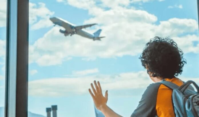 Niño abandonado en el Aeropuerto de Barcelona